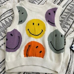This is a sweater vest from H&M!:)